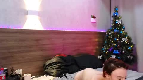 Snapshot of two_legend chatting on December 24, 2024, 9:22 pm GeraTender1 and Elliot muscle02 online show from December 24, 2024, 9:22 pm