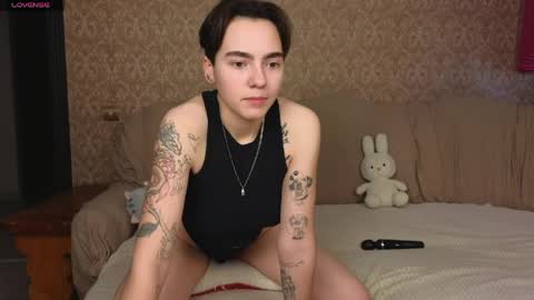 Snapshot of twobabesweet chatting on June 9, 2026, 4:57 am Welcome guys We Lili and Vic PVT open online show from June 9, 2026, 4:57 am