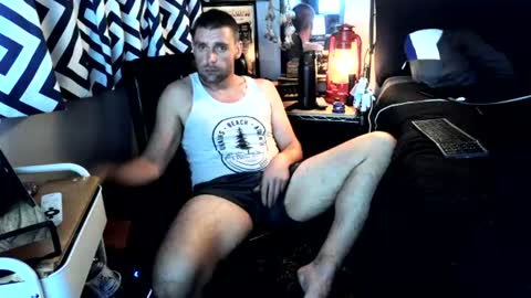 Snapshot of twoin5280 chatting on July 12, 2026, 11:23 am StrokesLoads online show from July 12, 2026, 11:23 am