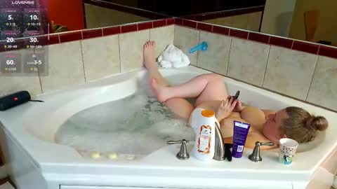 twooafterdark online show from February 8, 2026, 4:49 am