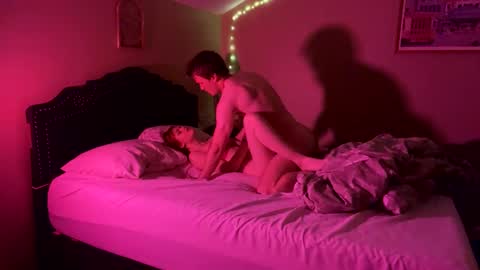 twoundercovers online show from October 16, 2025, 2:12 am