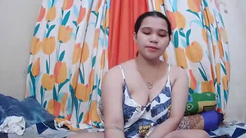 Snapshot of twowetcuties chatting on February 1, 2025, 2:58 am Lyn and lea online show from February 1, 2025, 2:58 am