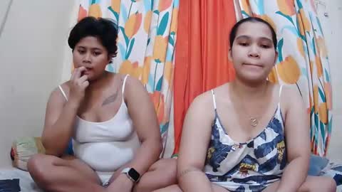 Snapshot of twowetcuties chatting on February 1, 2025, 9:00 am Lyn and lea online show from February 1, 2025, 9:00 am