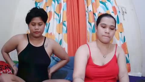 Snapshot of twowetcuties chatting on February 13, 2025, 5:58 am Lyn and lea online show from February 13, 2025, 5:58 am