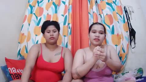 Snapshot of twowetcuties chatting on February 26, 2025, 8:59 am Lyn and lea online show from February 26, 2025, 8:59 am