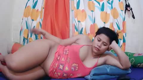 Snapshot of twowetcuties chatting on March 8, 2025, 2:55 am Lyn and lea online show from March 8, 2025, 2:55 am