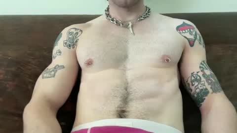 Snapshot of twunkymikey chatting on April 20, 2026, 8:10 pm twunkymikey online show from April 20, 2026, 8:10 pm