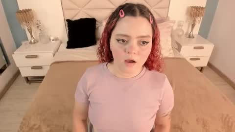 Twiggy online show from March 15, 2026, 8:04 pm