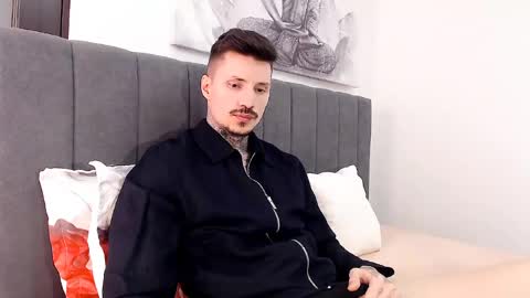 tyagodoll online show from April 19, 2026, 5:12 pm