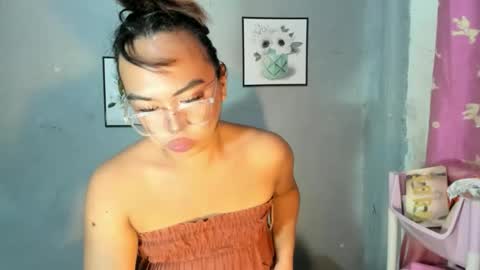 Snapshot of tyla_23 chatting on April 12, 2026, 3:11 am Tyla online show from April 12, 2026, 3:11 am