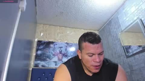Snapshot of tyleer_scot chatting on May 11, 2026, 8:06 pm Tyleer Scot online show from May 11, 2026, 8:06 pm