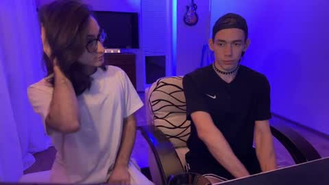 Snapshot of tyler_hack chatting on October 12, 2025, 7:57 pm Tyler and Chris online show from October 12, 2025, 7:57 pm