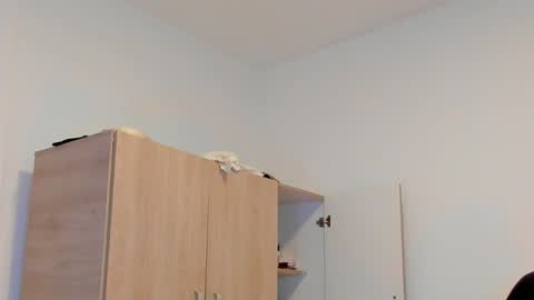     online show from December 11, 2024, 5:26 pm