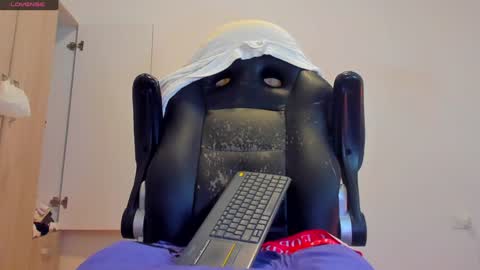     online show from January 7, 2025, 12:41 pm