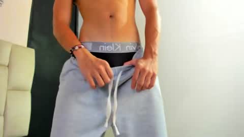 Snapshot of tyler_noir chatting on July 6, 2026, 6:21 pm tyler_noir online show from July 6, 2026, 6:21 pm