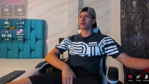 Snapshot of tylercold_x chatting on October 20, 2025, 11:54 am Tyler online show from October 20, 2025, 11:54 am