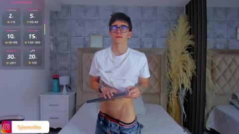 Snapshot of tylercross_ chatting on April 4, 2026, 8:50 pm Tyler online show from April 4, 2026, 8:50 pm