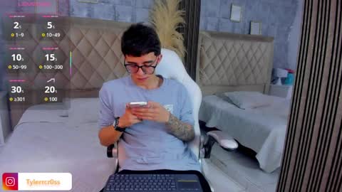 Snapshot of tylercross_ chatting on April 9, 2026, 8:36 pm Tyler online show from April 9, 2026, 8:36 pm