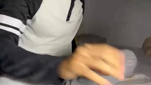 TYLER HEXX online show from September 16, 2025, 2:34 am