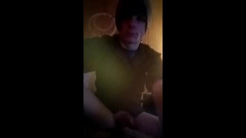 Snapshot of tylerlee199169 chatting on April 1, 2026, 9:54 am Tyler online show from April 1, 2026, 9:54 am