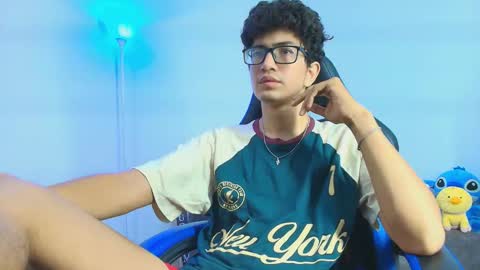   online show from October 1, 2025, 3:45 am