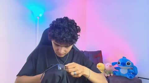   online show from January 12, 2026, 1:49 pm