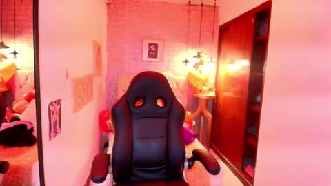       online show from March 10, 2025, 3:01 am