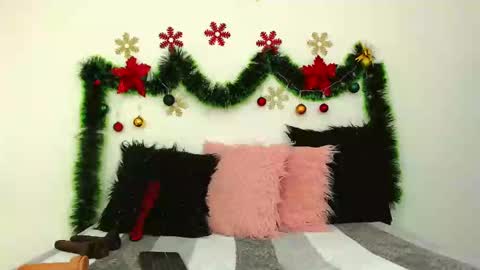 Snapshot of tylor_martinez chatting on December 28, 2024, 8:15 pm Tylor Martinez online show from December 28, 2024, 8:15 pm
