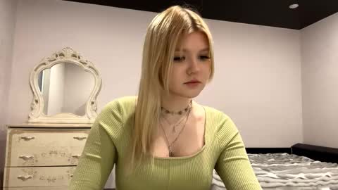 Snapshot of tynishablackmoore chatting on February 27, 2026, 3:12 pm Anny online show from February 27, 2026, 3:12 pm