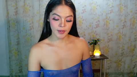tynovaria online show from July 18, 2026, 4:00 pm