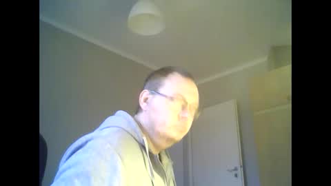 Snapshot of tyradi1991 chatting on December 14, 2024, 1:05 pm tyradi1991 online show from December 14, 2024, 1:05 pm