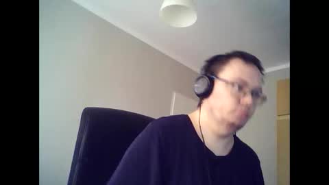 Snapshot of tyradi1991 chatting on February 2, 2025, 12:24 pm tyradi1991 online show from February 2, 2025, 12:24 pm