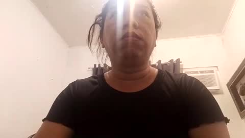 Snapshot of tyrahwang chatting on January 6, 2025, 12:59 am tyrahwang online show from January 6, 2025, 12:59 am