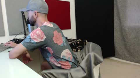 Tyrone Mattias online show from February 15, 2025, 11:14 pm