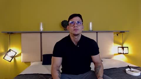 Snapshot of tyronyx chatting on October 12, 2025, 2:38 pm tyronyx online show from October 12, 2025, 2:38 pm