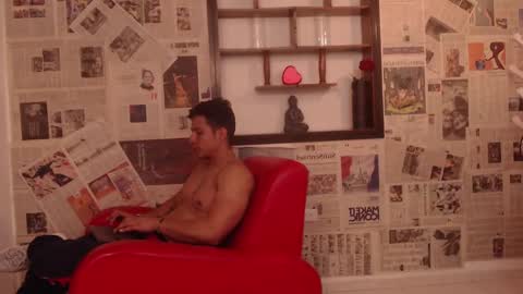 Snapshot of tyronyx chatting on November 7, 2025, 3:56 pm tyronyx online show from November 7, 2025, 3:56 pm