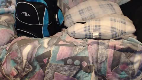 Snapshot of tyson2525 chatting on January 18, 2026, 5:33 am Helena and Tyson online show from January 18, 2026, 5:33 am