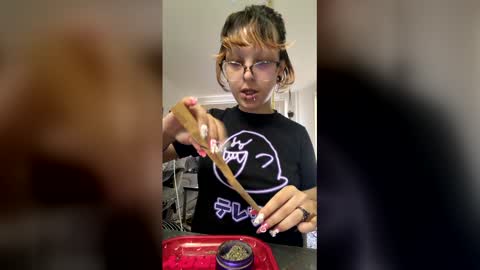 Snapshot of ubeflavoredcherry chatting on March 14, 2026, 4:34 pm ubeflavoredcherry online show from March 14, 2026, 4:34 pm