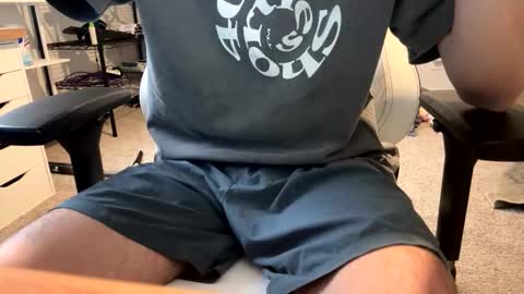 Love Lain online show from March 16, 2026, 3:38 pm