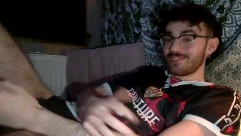 uhhstephen online show from December 19, 2025, 8:27 pm