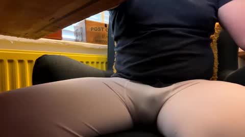 Snapshot of ukclive chatting on March 6, 2025, 8:08 am ukclive online show from March 6, 2025, 8:08 am