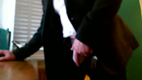 Snapshot of ukclive chatting on October 15, 2025, 9:31 am ukclive online show from October 15, 2025, 9:31 am