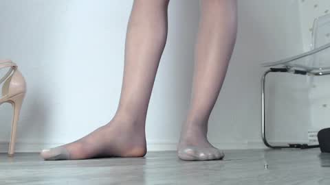 Snapshot of ukk_bit chatting on March 12, 2025, 6:51 am Megan online show from March 12, 2025, 6:51 am