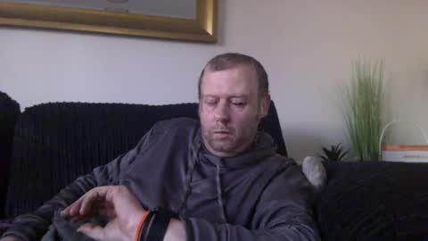 Snapshot of ukmatty3 chatting on January 24, 2025, 1:03 pm ukmatty3 online show from January 24, 2025, 1:03 pm