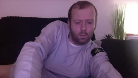 Snapshot of ukmatty3 chatting on February 1, 2025, 1:02 am ukmatty3 online show from February 1, 2025, 1:02 am