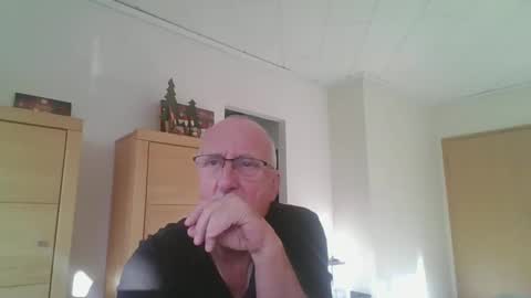 Ulrich online show from December 2, 2024, 9:13 am