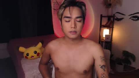 Snapshot of ultimatesexytrans chatting on February 20, 2025, 8:47 pm Alex online show from February 20, 2025, 8:47 pm