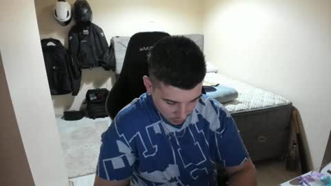 Snapshot of ulxer chatting on May 16, 2026, 9:57 pm hi im mike tyson - online show from May 16, 2026, 9:57 pm