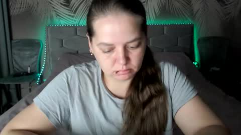 Ulyana online show from October 21, 2025, 5:19 am