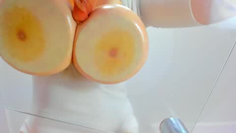 umnizza7777 online show from February 20, 2025, 8:17 am